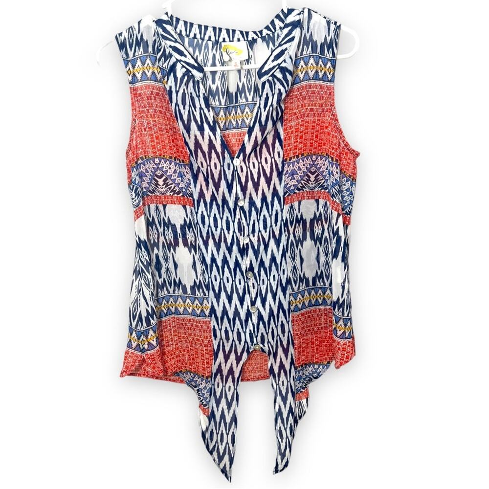 Fig and Flower Boho Knotted Hem Blouse